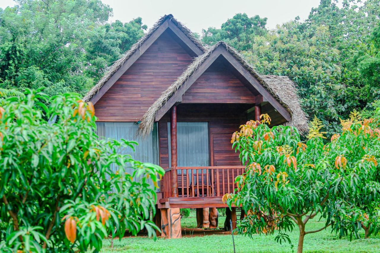 Sigiriya Water Cottage Buitenkant foto