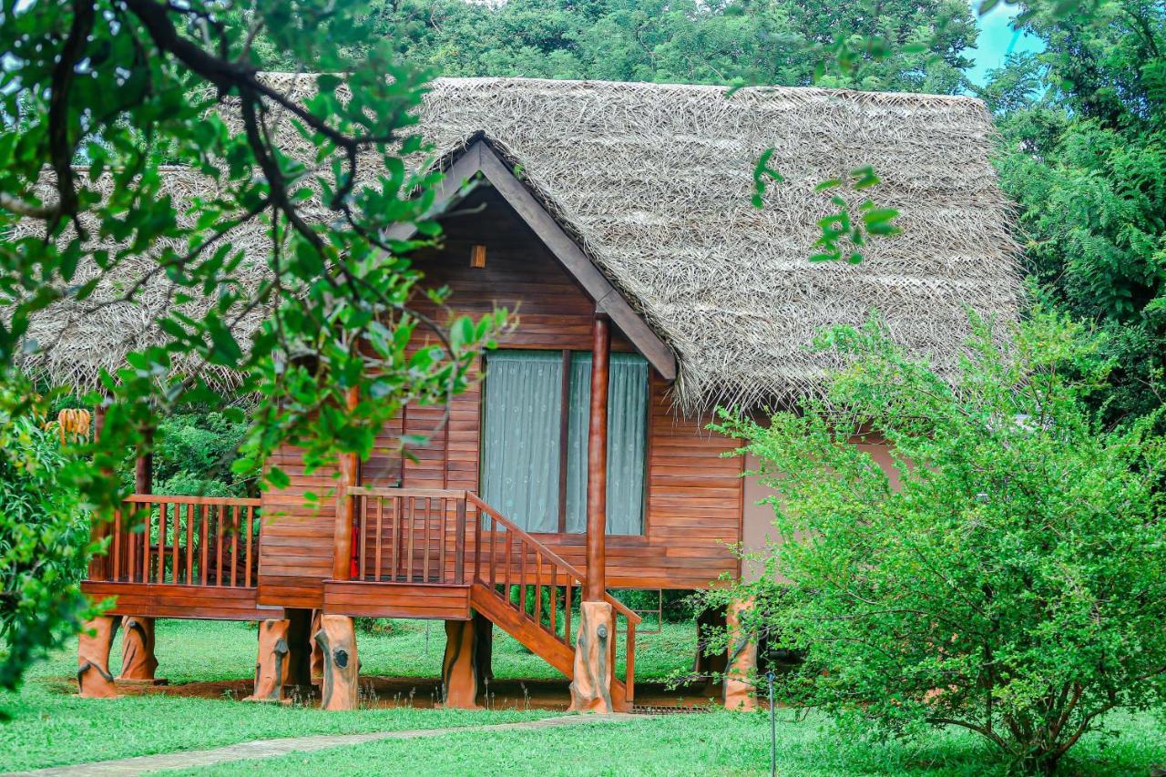 Sigiriya Water Cottage Buitenkant foto